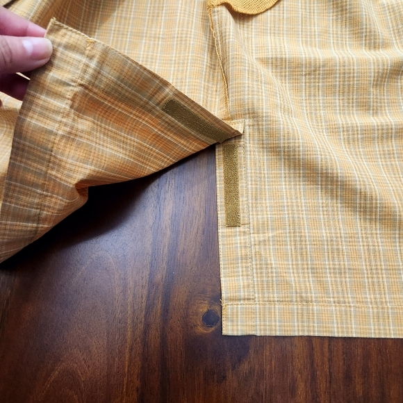 5.11 Tactical Series Shirt Sz Medium Tan Plaid Snap Up Covert Conceal Carry CCW - Picture 8 of 8